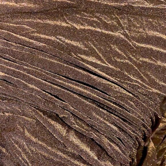 2.75yds of dark metallic gold poly stretch fabric - Picture 1 of 4